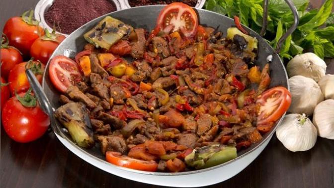 Hakkıyla ve Tadıyla: Adana Tava Nasıl Yapılır?