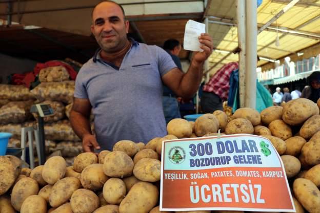 Yükselen Dolara Türkiye'den İlginç Tepkiler Geldi