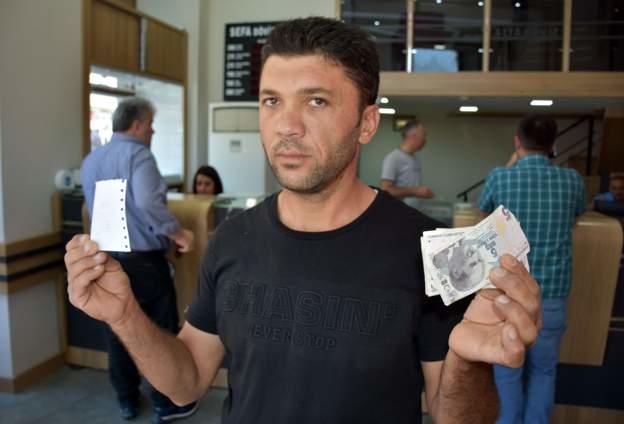 Yükselen Dolara Türkiye'den İlginç Tepkiler Geldi