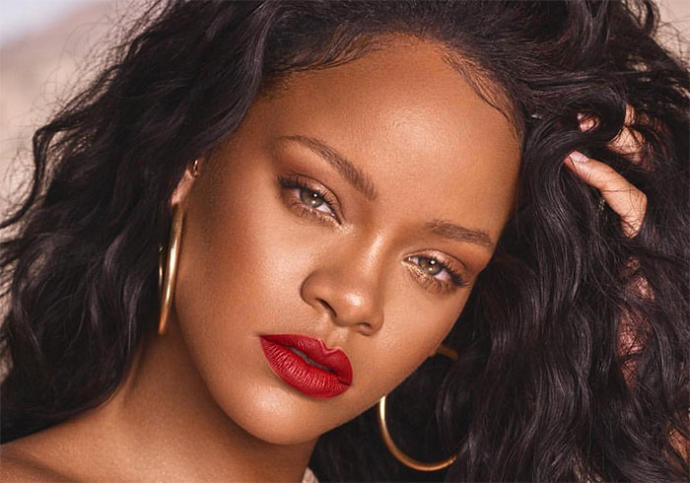 Rihanna'nın Kozmetik Markasının Türkiye Yüzü Şeyma Subaşı Oldu!