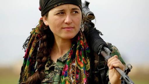 Kendilerine Hayran Bıraktıran Güçlü Kadınların Özellikleri Nelerdir?