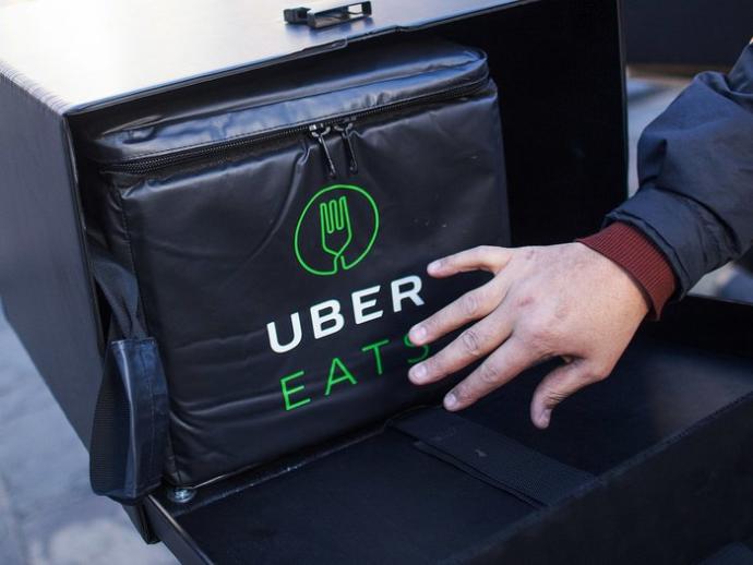 Uber Drone'la Paket Servis Yemek Teslimatına Hazırlanıyor