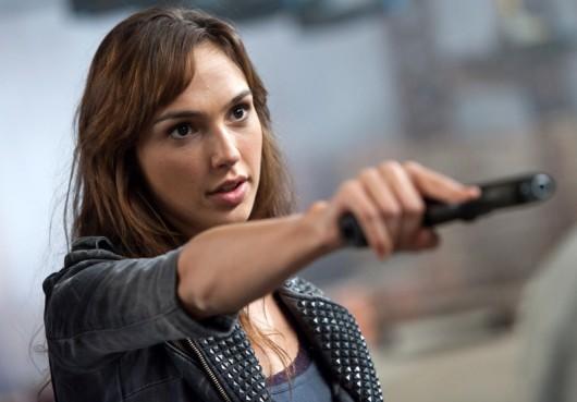Gal Gadot Gibi Bir Kadın İster