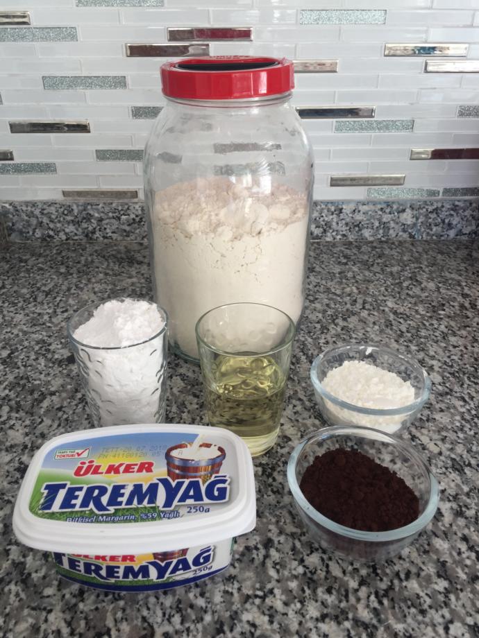 Kağıt ve Kalem Hazırsa İşte Kakaolu Un Kurabiyesi Tarifi!