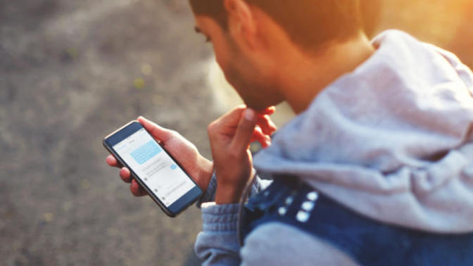 Online Sohbetin Yeni Trendi Olan Uygulama: Connected2.me