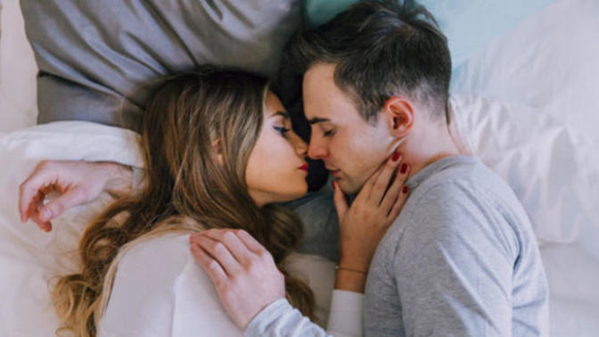 Yatakta Erkekleri Baştan Çıkaracak 7 Seksi Hamle!