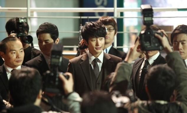 Baştan Sona Meraktan Çatlatan Bir Film: Confession of Murder!