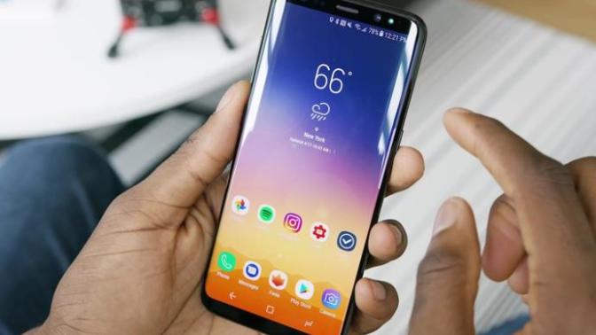 Konu Kaliteli Ekranlar Olunca Günün Sonunda Kazanan Marka: Samsung