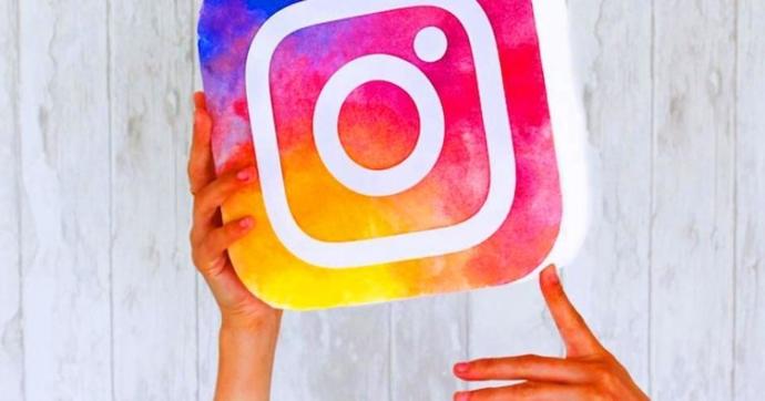 Instagram Emojilerle Renklendi