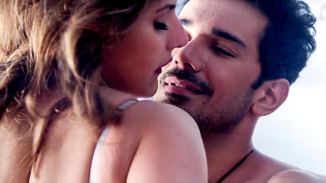 Male masturbation orgasm with new boyfriend