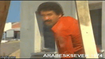 İnşaat işçisi iken yanık sesiyle şarkı söyleyen ibo sahnelerin imparatoru oluyor.
