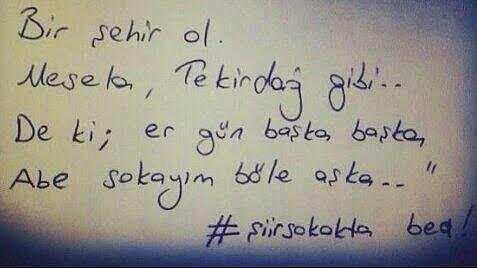 Ülkemizde Paylaşım Rekorları Kıran, Birbirinden Özlü ve Ünlü Duvar Yazıları Neler?