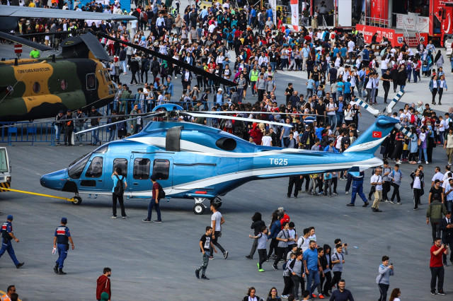 Heyecanla Beklenen Festival Başladı: Teknofestin İlk Gününe Harmandalı Oynayan Atak Helikopteri Damgasını Vurdu!