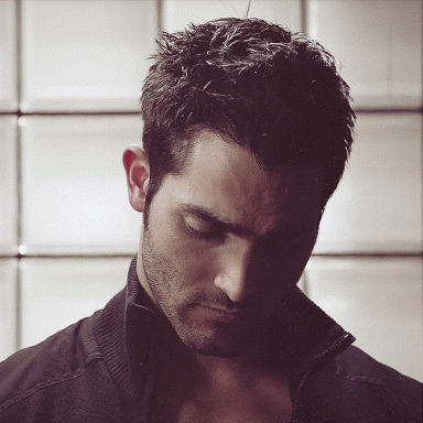 Hürrem'in Kaleminden KizlarSoruyor'da Etiket Sahibi Olan Üyeler ve Tavırları!