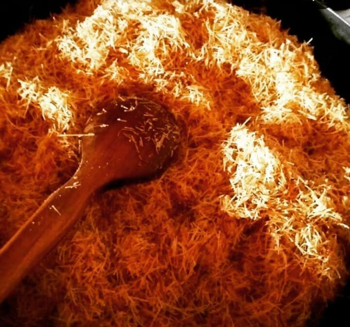 Ağızda Dağılan Enfes Muhallebili Kadayıf Tatlısı