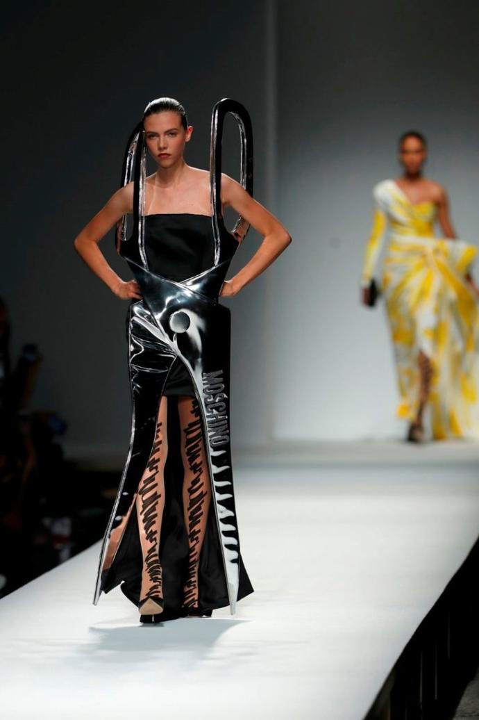 Milano Moda Haftası'ndaki İlginç Defileden Kareler