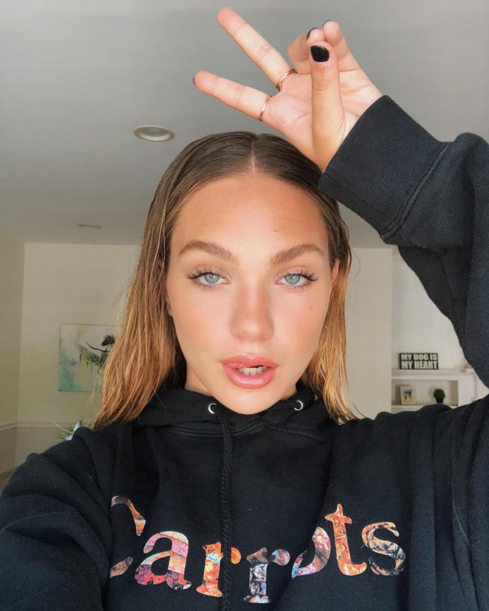 Sia'nın Kliplerindeki Küçük Kız Maddie Ziegler'ın Son Hali