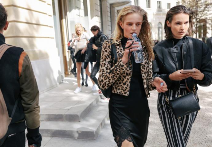 Paris Moda Haftasından Phil Oh'un Kadrajına Yansıyan İlginç Sokak Stilleri