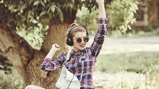 Sürekli Müzik Dinleyen İnsanların 6 Ortak Özelliği