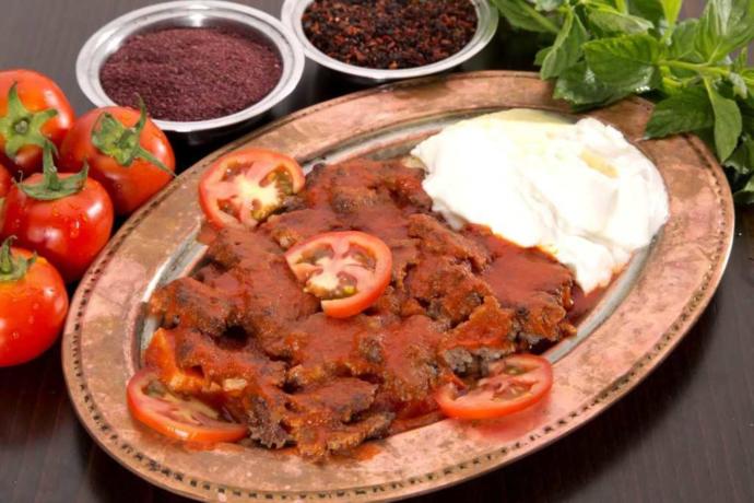 Yedikçe Yiyesimizi Getirecek En Güzel Türk Yemekleri Nelerdir?