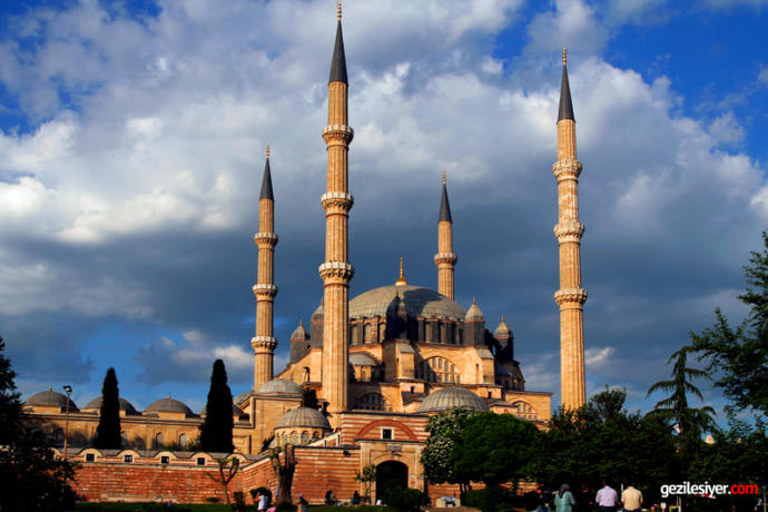 Ciğeri İle Ünlü Edirne'de Mutlaka Görülmesi Gereken 6 Mekan!