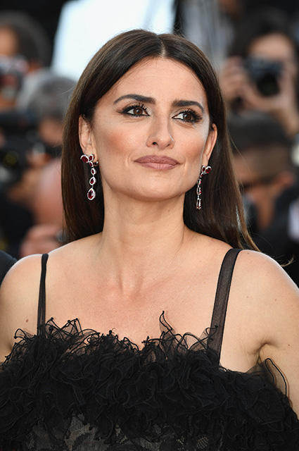 2018 Cannes Kırmızı Halının En Dikkat Çeken Makyajları!