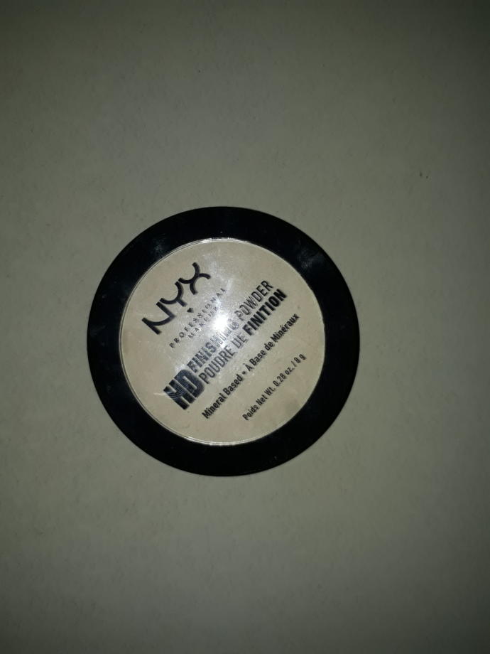 Makyaj ile Cam Gibi Bir Cilde Nasıl Sahip Olunur?