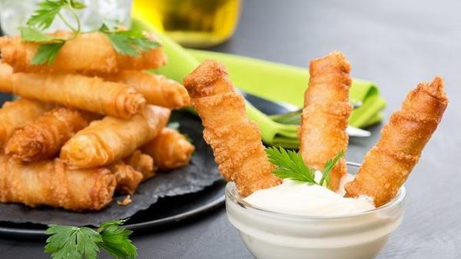 Yumurta Kırmaya Üşenenlerin Bile Hemencecik Yapabileceği Sigara Böreği Tarifi