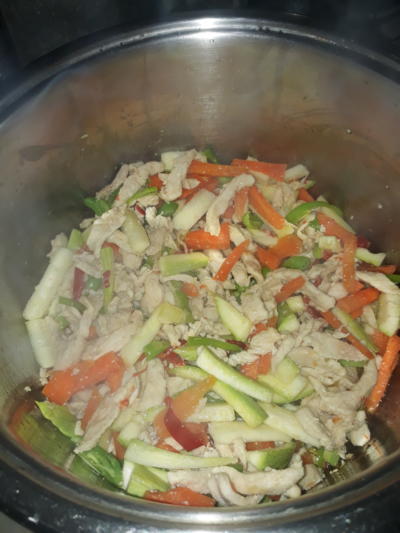 Sebzeli Tavuklu Rigatoni Nasıl Yapılır?