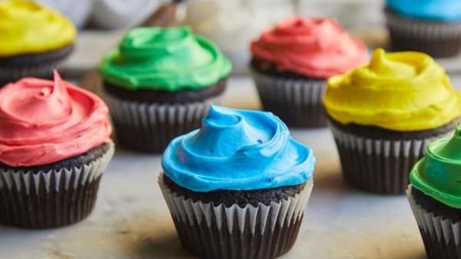 Süslü Püslü Rengarenk Cupcake Tarifi