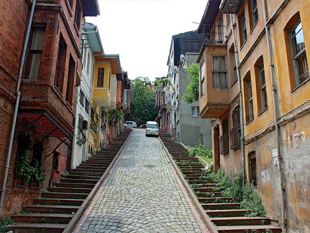 İstanbul'un Güzel ve İlginç 8 Sokağı!