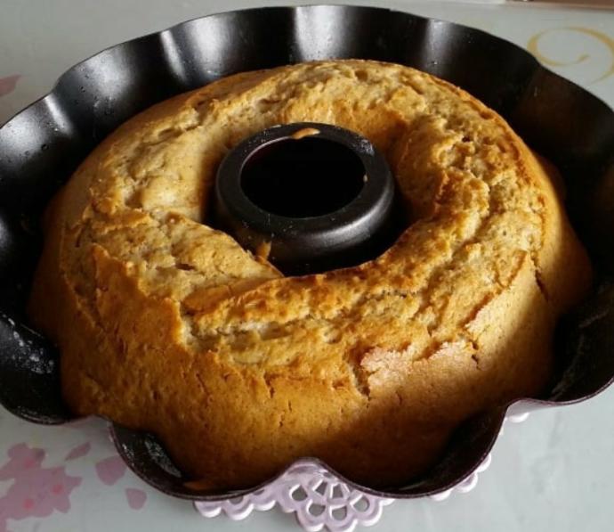 Az Malzemeli, Tam Bu Mevsime Layık Elmalı Havuçlu Kek