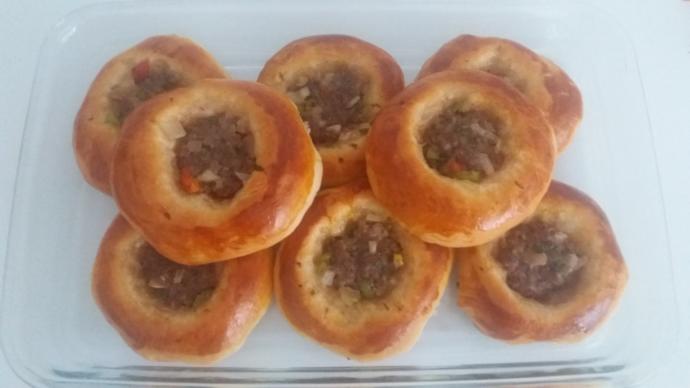 Yapımı Çok Kolay Bir Tarif: Ev Yapımı Kıymalı Pide Nasıl Yapılır?