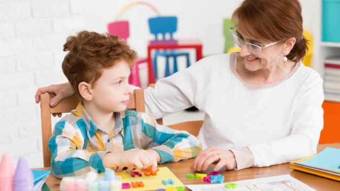Otizm Nedir? Çocuklarda Belirtileri Ve Dikkat Edilmesi Gerekenler Nelerdir?