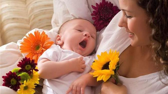 Uykusuz Gecelere Son: En Güzel Ninnilerle Bebeğinize Deliksiz Bir Uyku Çektirin!