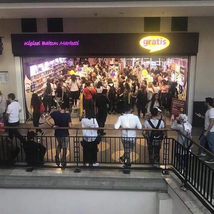Kadınların Daha İyi Birer Savaşçı Olabileceğini Gösteren Şey: Gratis Meydan Muharebesi!
