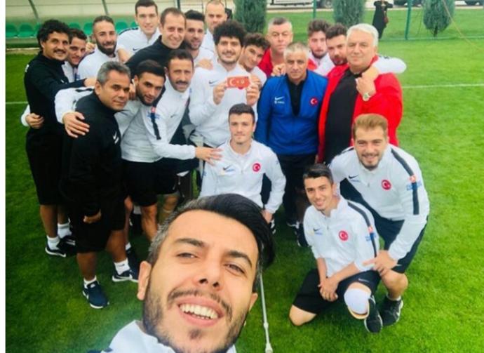 Meksika Yolcusu Kalmasın: Dünya Şampiyonu Adayı Ampute Milli Takım Futbolcuları KizlarSoruyorda!