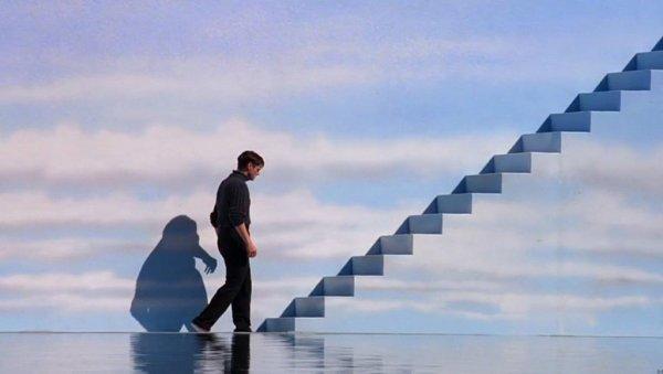 Dram, Komedi, Bilim Kurgu Konulu İçinde Yaşamak İsteyeceğiniz Beyin Yakan Bir Film: Truman Show