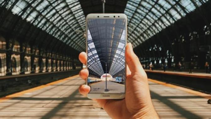Fiyatı Ve Özellikleri İle Rakiplerini Geride Bırakan Bir Telefon: Huawei Mate 10 Lite!
