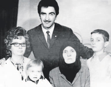 Beyaz Adamın Karanlık Dünyası: Beyazıt Öztürk Hakkında Bilinmeyen Gerçekler Sizi Çok Şaşırtacak