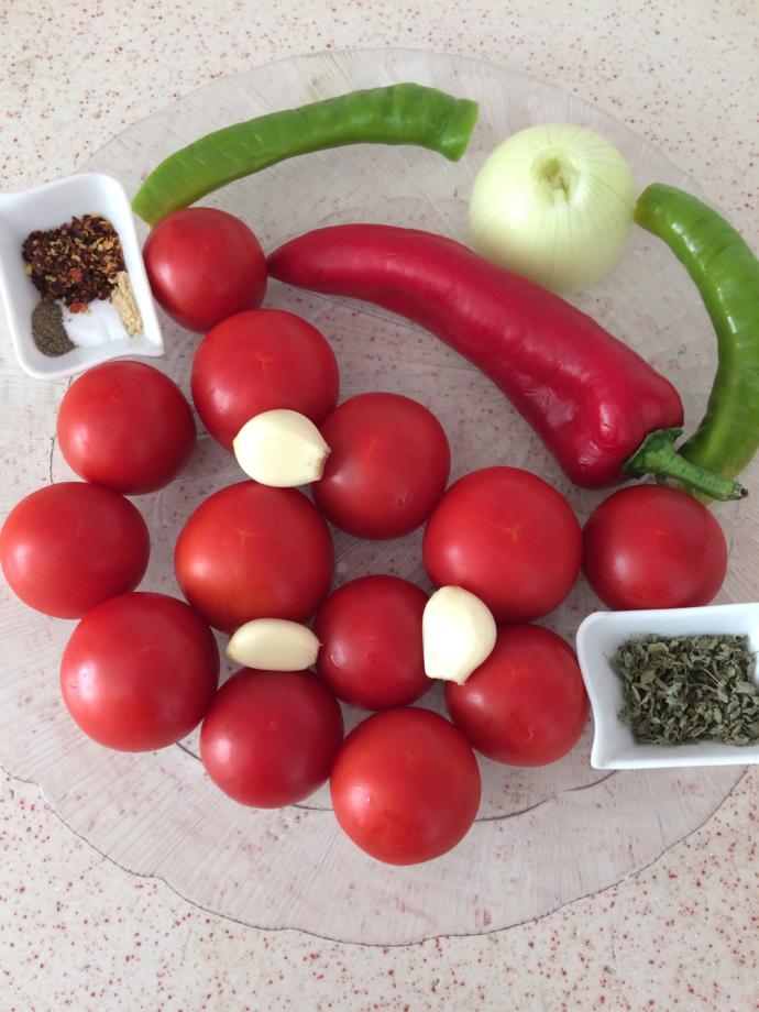 Penne Makarna Eşliğinde Ev Yapımı Napoliten Sos!