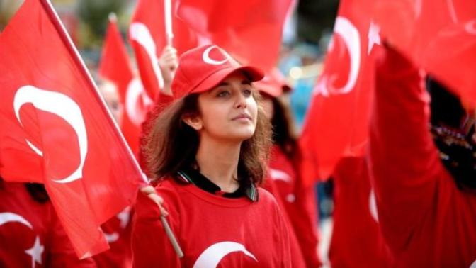 Cumhuriyetimizin 95. Yılı Kutlu Olsun! Tam Bir Cumhuriyet Genci Olduğumuzu Gösteren 6 Durum