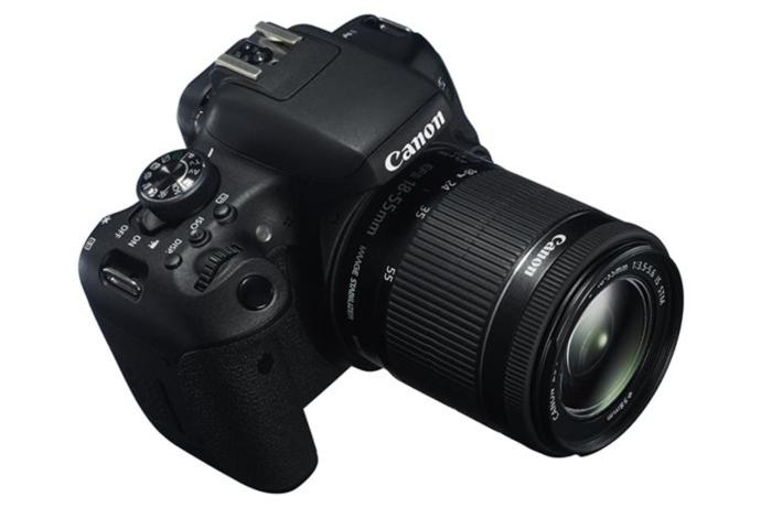 Fotoğraf Çekme ve Çekilme İsteğinizi Tavanlara Arttıran, Sizi Adeta Bir Fotoğrafçı Olarak Düşündürecek Makine: Canon EOS 750D