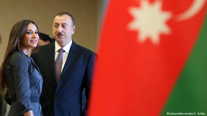 Aliyev ve eşi