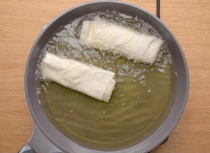 Bir Yiyenin Bir Daha Yemek İstediği Börek: Erkek Elinden Paçanga Böreği!