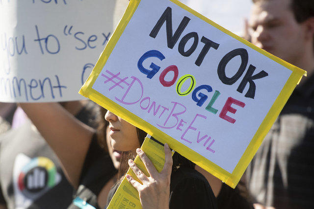Google Çalışanları, Tacize Karşı Sokaklara Döküldü