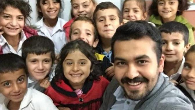 Türkiye Bu Öğretmeni Konuşuyor