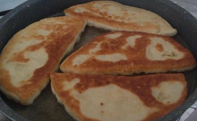 Pazar Kahvaltısı İçin Hem Gözü Hem Karnı Doyuran: Peynirli Pişi Tarifi
