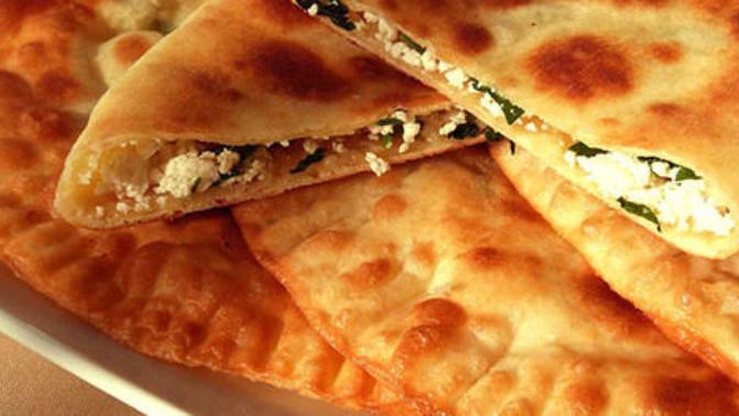 Pazar Kahvaltısı İçin Hem Gözü Hem Karnı Doyuran: Peynirli Pişi Tarifi