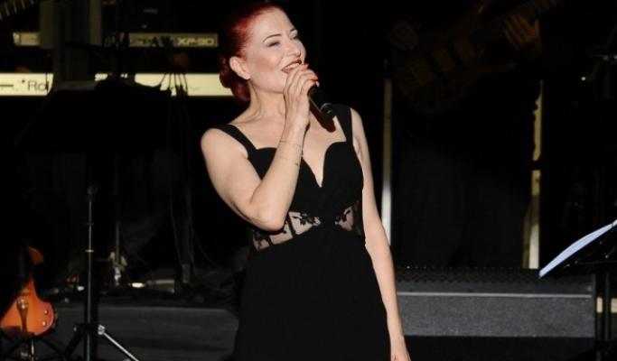 Candan Erçetin